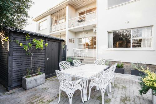 Stellenbosch Apartment | Avemore Vredehof No 1 - with Backup power