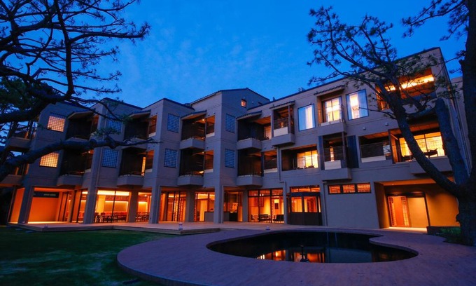 Minamiawaji Hotel | Awaji Hamarikyu Takumi