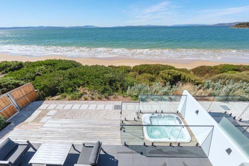 Cremorne House | Award-winning beachfront luxury in Cremorne