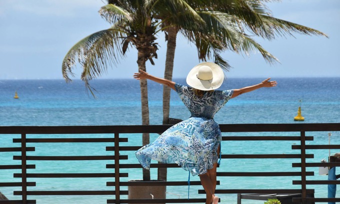 Downtown House | Award Winning Oceanfront PH w/Private Pool @Mamitas Beach