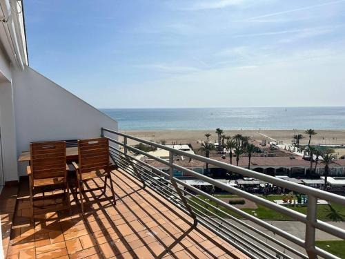 Empuriabrava Apartment | AwayDays Ático con Vistas Increíbles