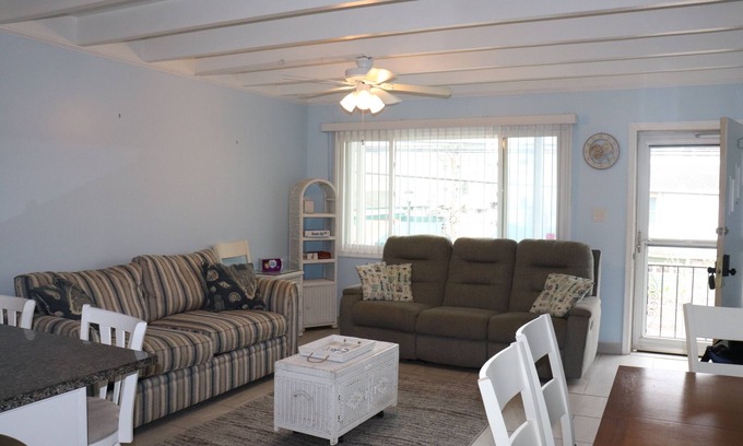 Sea Isle City Condo | Awesome 1BR located in the heart of Sea Isle!