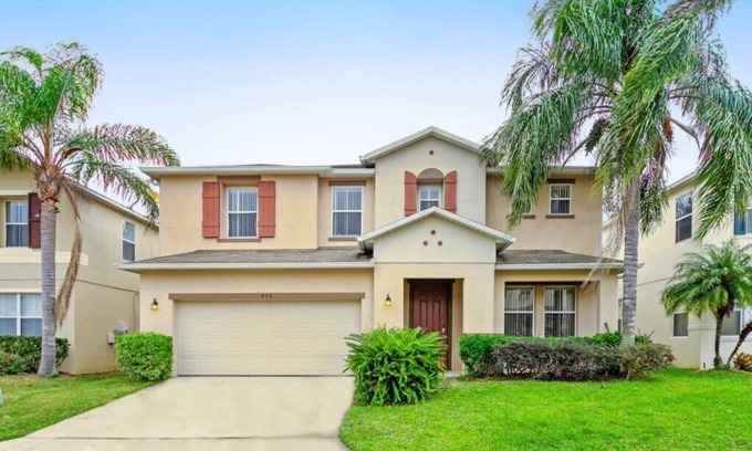 Legacy Park House | Awesome 3431 Sq Ft, 6 BR/4.5 BA, Pool + 6 man Spa, Disney 13 min, 450 Mbps WiFi6