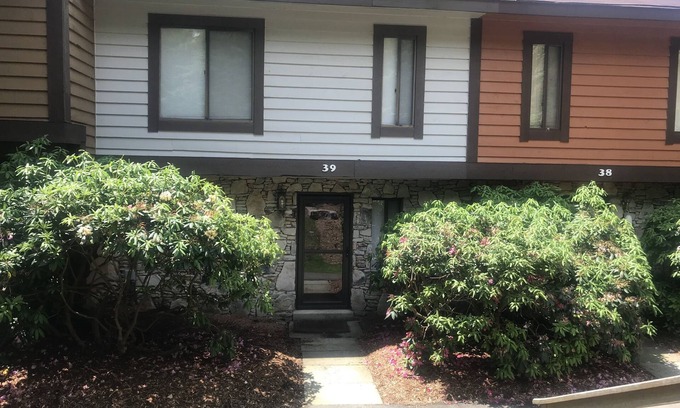 Seven Springs House | Awesome 7 Springs Townhouse - Sleeps 8. On Resort Premises. Wifi and More!