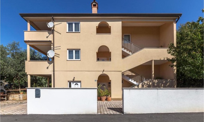 Novigrad Apartment | Awesome apartment in Novigrad with 1 Bedrooms and WiFi