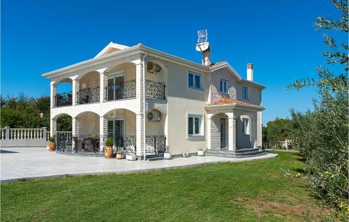 Kastel Apartment | Awesome apartment in Kastel with 2 Bedrooms and WiFi