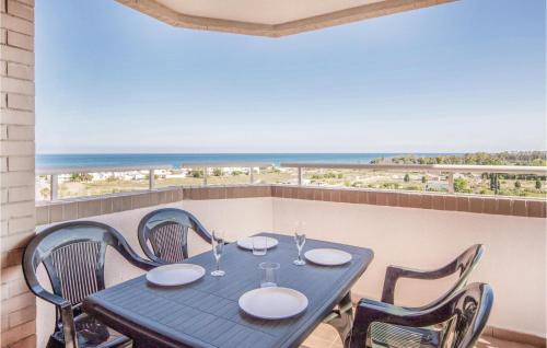 Cabanes Apartment | Awesome Apartment In La Torre De La Sal