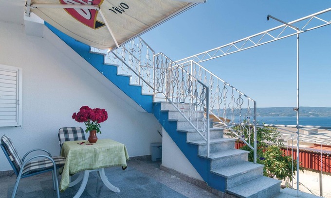 Omis Apartment | Awesome apartment in Omis with WiFi