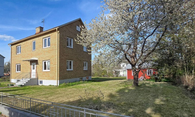 Rorvik Apartment | Awesome apartment in Rörvik with WiFi
