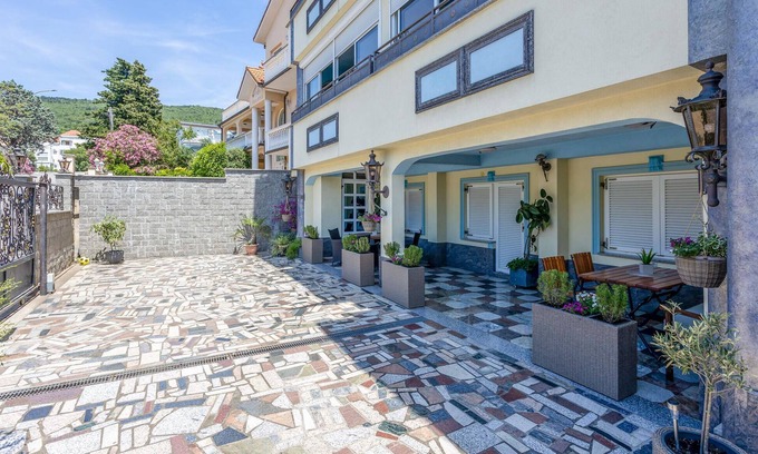Selce Apartment | Awesome apartment in Selce with WiFi