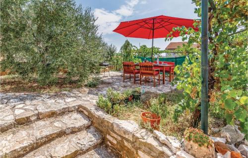 Vinkuran Apartment | Awesome Apartment In Vinkuran With Wifi