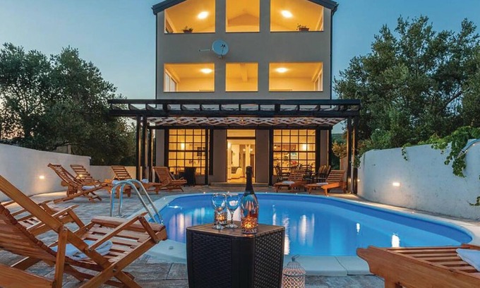 Sveti Petar House | Awesome home in Sv. Petar Na Morv