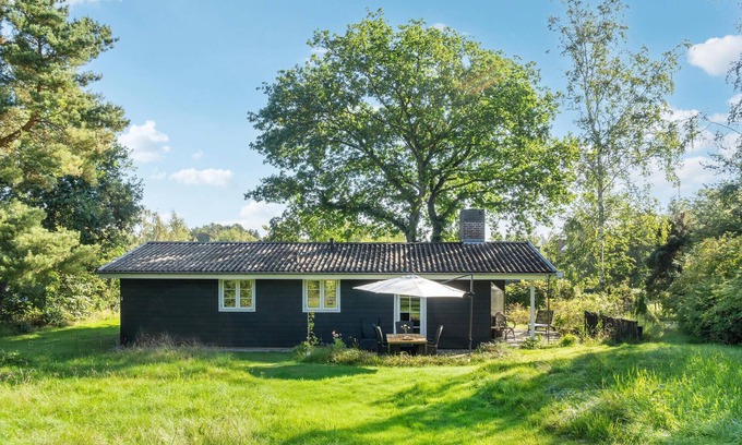 Norddjurs Municipality House | Awesome home in Allingåbro with kitchen