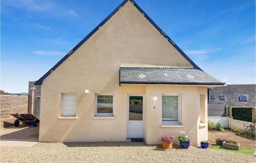 Plouneour-Trez House | Awesome Home In Brignogan-Plages