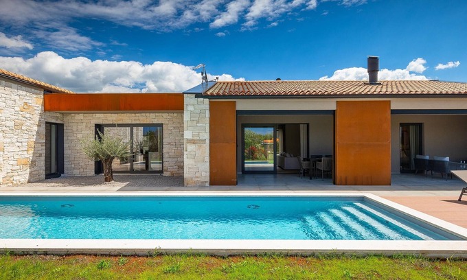 Bale House | Awesome home in Bale-Rovinj
