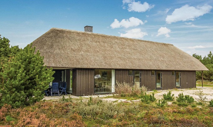 Blavand Strand House | Awesome home in Blåvand with sauna