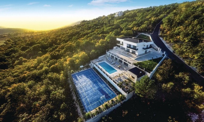 Imotski House | Awesome home in Imotski with sauna
