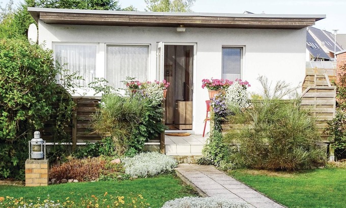 Insel Poel House | Awesome home in Insel Poel
