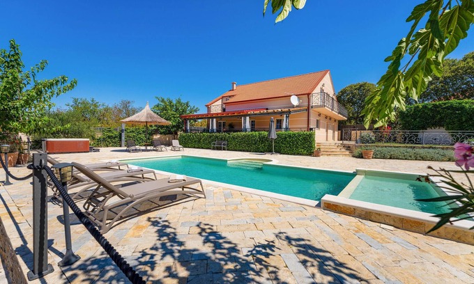 Kakma House | Awesome home in Kakma