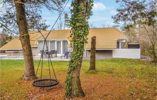 Jegum House | Awesome Home In Oksbøl With Kitchen