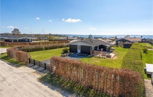 Ronde House | Awesome Home In Rønde With Wifi