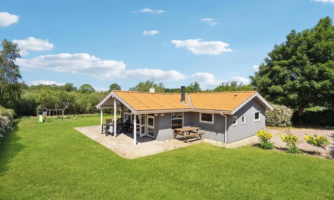 Spodsbjerg House | Awesome home in Rudkøbing with sauna