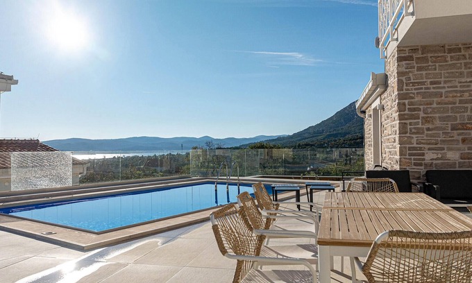 Stankovici House | Awesome home in Stankovic with WiFi