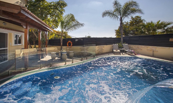 Ayia Napa Villa | Ayia Napa Tropical Beach Villa