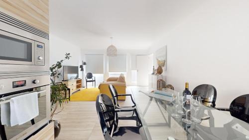 Ponta Delgada Apartment | Azores Calheta Inn Apartment T3