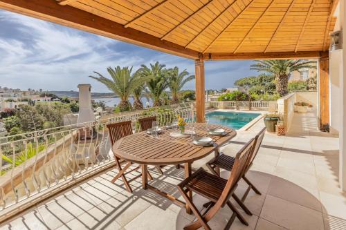 Santa Maria Estate Villa | Azure Dream: Lux 4-Bed Villa with Pool, Sea View & Garage