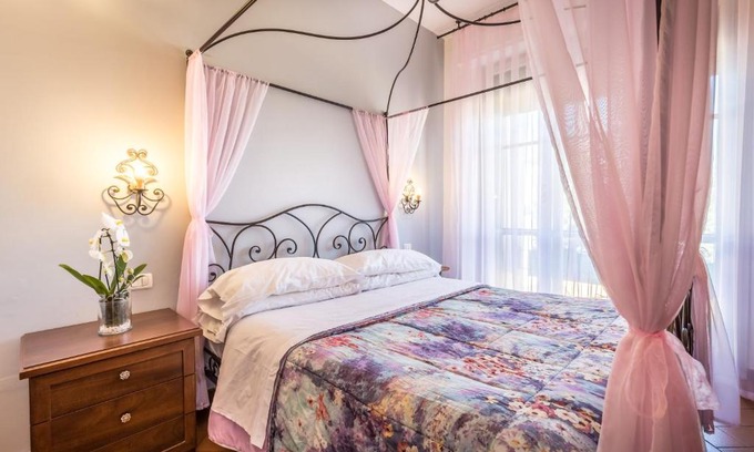 Santa Maria Novella Bed & Breakfast | B&B Antiche Armonie
