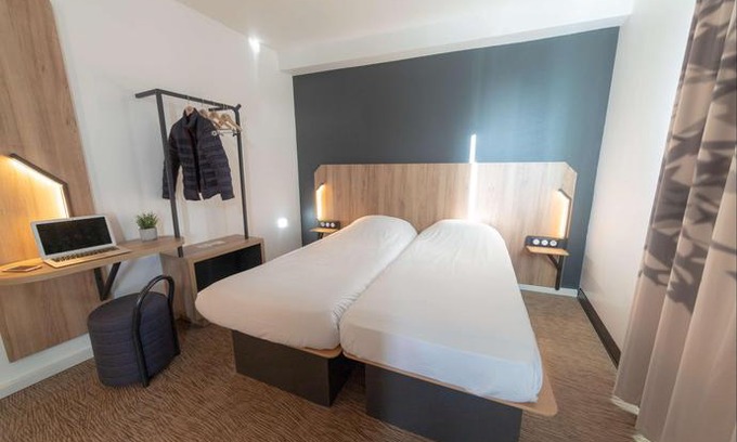 Anatole France Danton Hotel | B&B Hotel Le Havre Centre