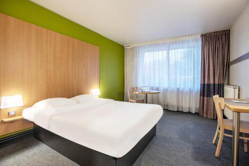 Quimper Hotel | B&B HOTEL Quimper Sud Bénodet
