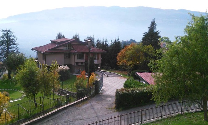 Berbenno Apartment | B&B I Baloss
