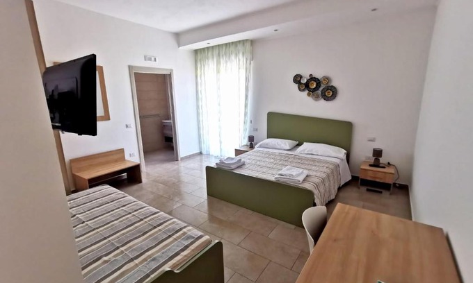 Ciro Marina Bed & Breakfast | B&B il Girasole