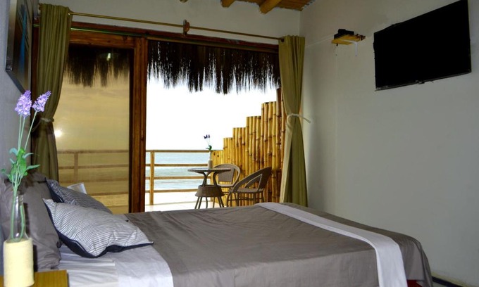 Las Pocitas House | B&B Las Playitas