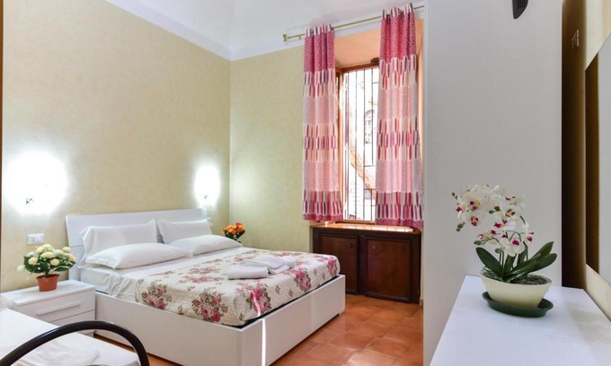 Rione XVIII Castro Pretorio House | B&B Rome Termini House