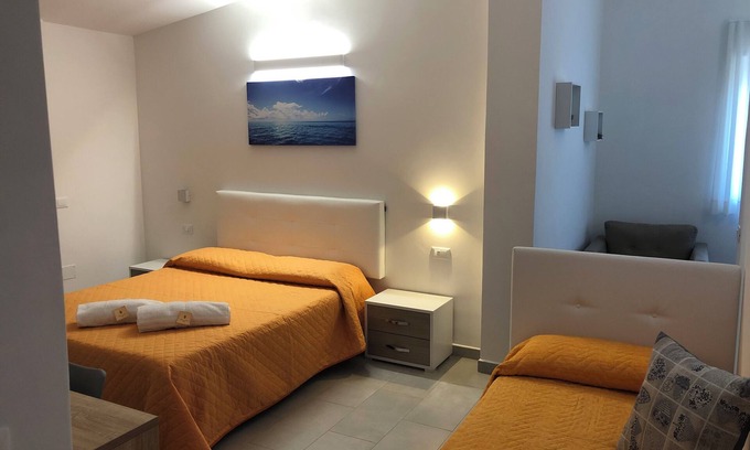Coppitella Bed & Breakfast | B&BValledegliUlivi Triple room with pool view, single bed breakfast