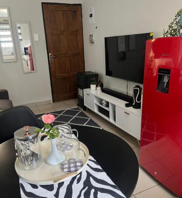 Greater Johannesburg Metropolitan Area House | B-Hive at Devland Room 3