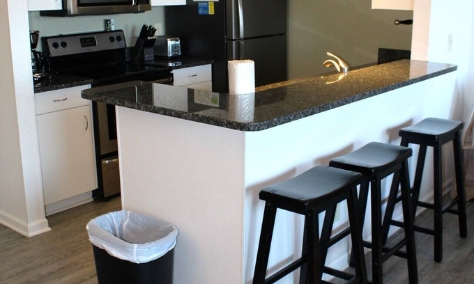Manteo Condo | B1015 - Buccaneer Village 1015