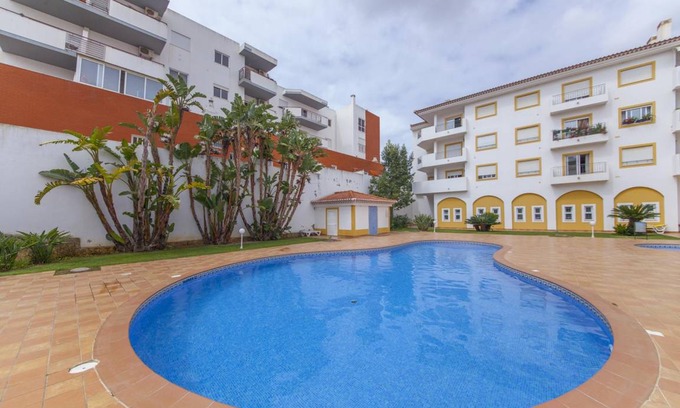 Funchal Apartment | B41 - Windmill Modern with Pool