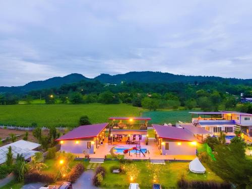 Khanong Phra Villa | Baan Enjoy by Happy Home Pool Villa Khaoyai