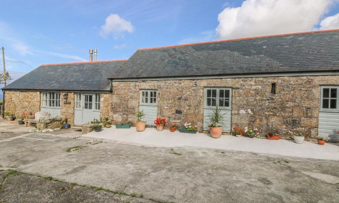 Chysauster House | Back Of Beyond