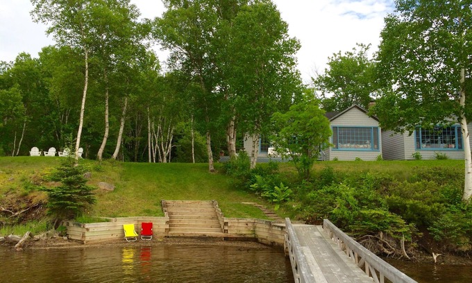 Baddeck Cottage | Baddeck Bay: Lakeside Boathouse Cottage with Dock