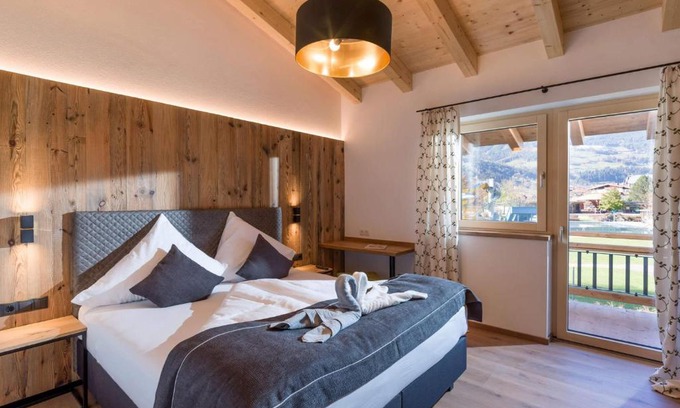 Stumm Apartment | Baderer Apart
