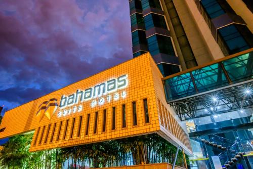 Campo Grande Hotel | Bahamas Duplex by WS