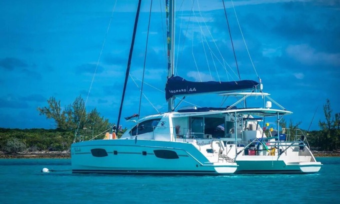 Exuma Boat Rental | Bahamas Luxury Sailing Catamaran, Nassau to Exumas