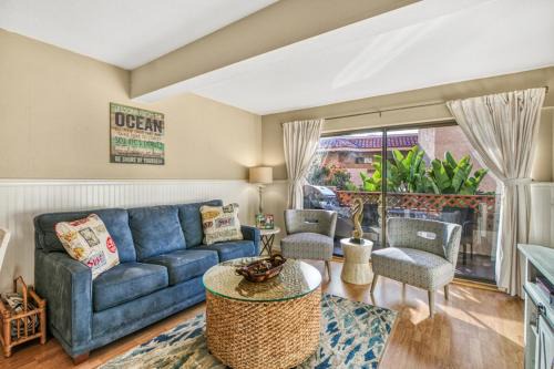 Avalon House | Bahia Vista C50