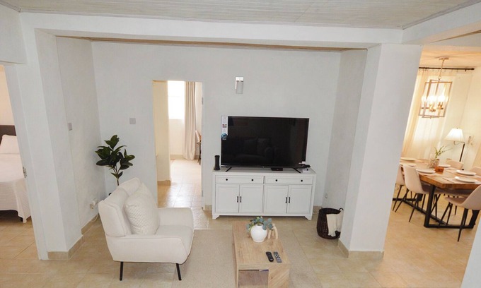 Douglas Apartment | Bajan Breeze 3-bedroom apartment 15 minutes walk to the beach
