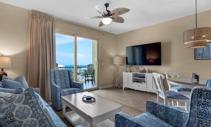 Fort Walton Beach - Destin Condo | Balcony Views of the Gulf, Zero-Entry Pool, Free Beach Chair Service